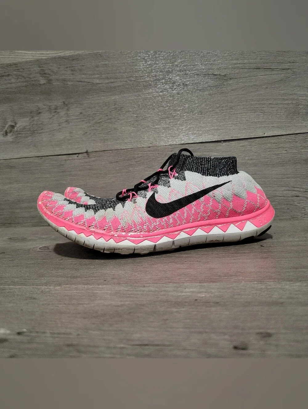 Nike Free 3.0 Flyknit Pink Womens Sz 7.5 Running Shoes 636231-002